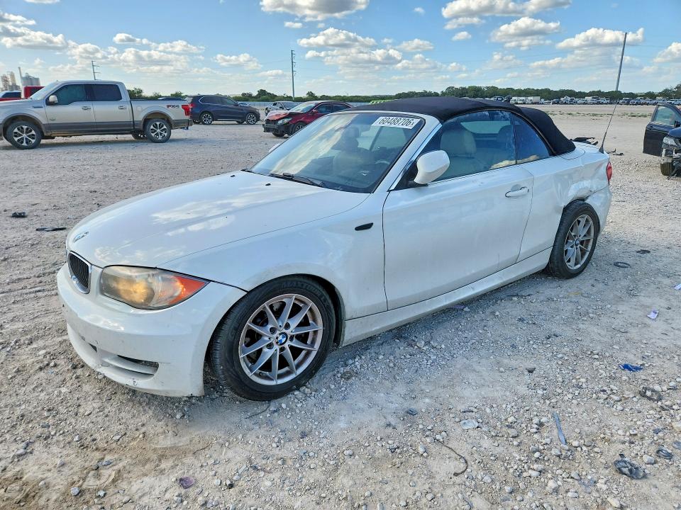 60488706 :رقم المزاد ، WBAUN1C54AVH81819 vin ، 2010 Bmw 128 مزاد بيع