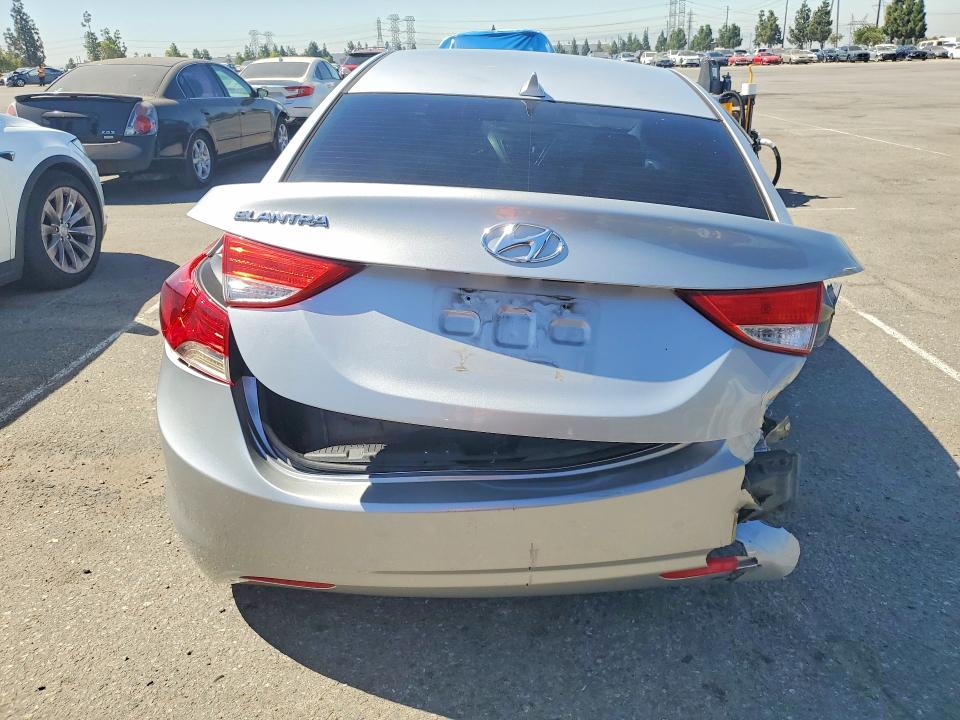 Продажа на аукционе авто 2013 Hyundai Elantra, vin: KMHDH4AE4DU746845, номер лота: 59841996