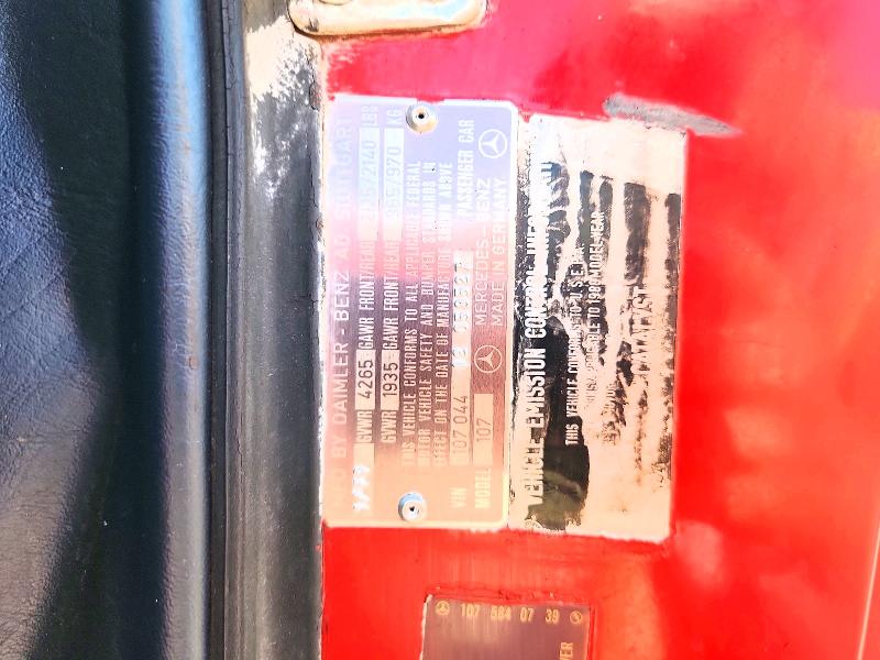 1980 Mercedes-benz Sl Sl450 მანქანა იყიდება აუქციონზე, vin: 10704412058527, აუქციონის ნომერი: 63321786
