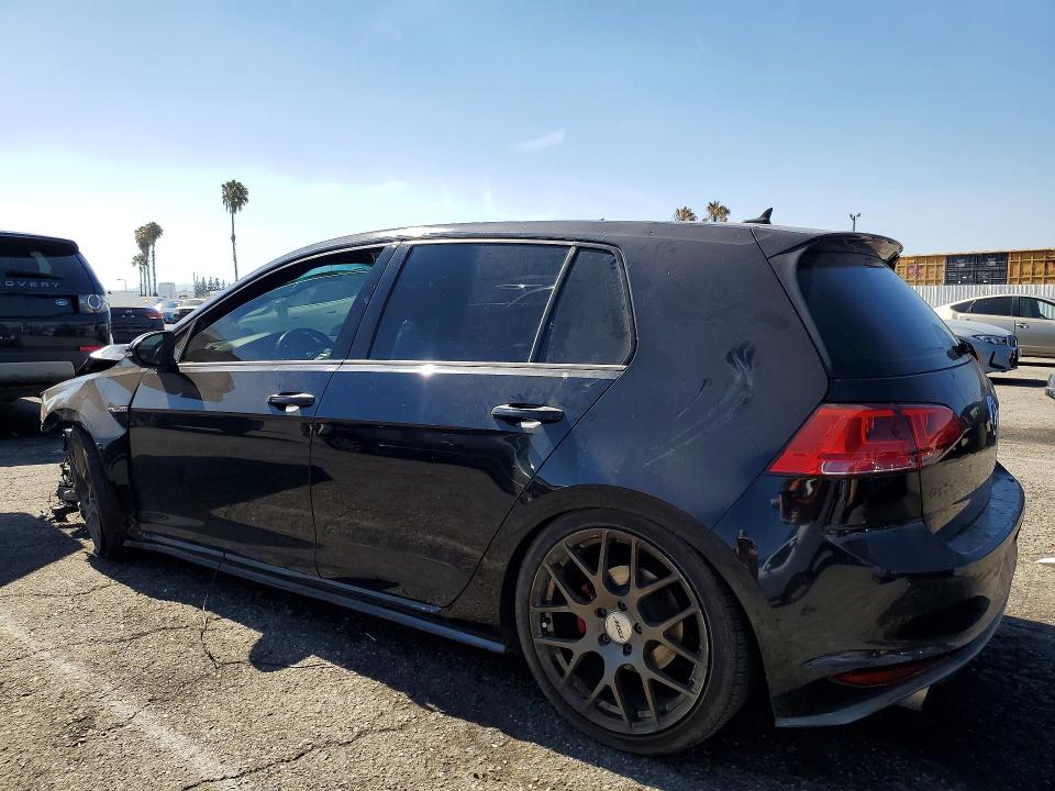 2015 Volkswagen Gti მანქანა იყიდება აუქციონზე, vin: 3VW4T7AU1FM034535, აუქციონის ნომერი: 59726066