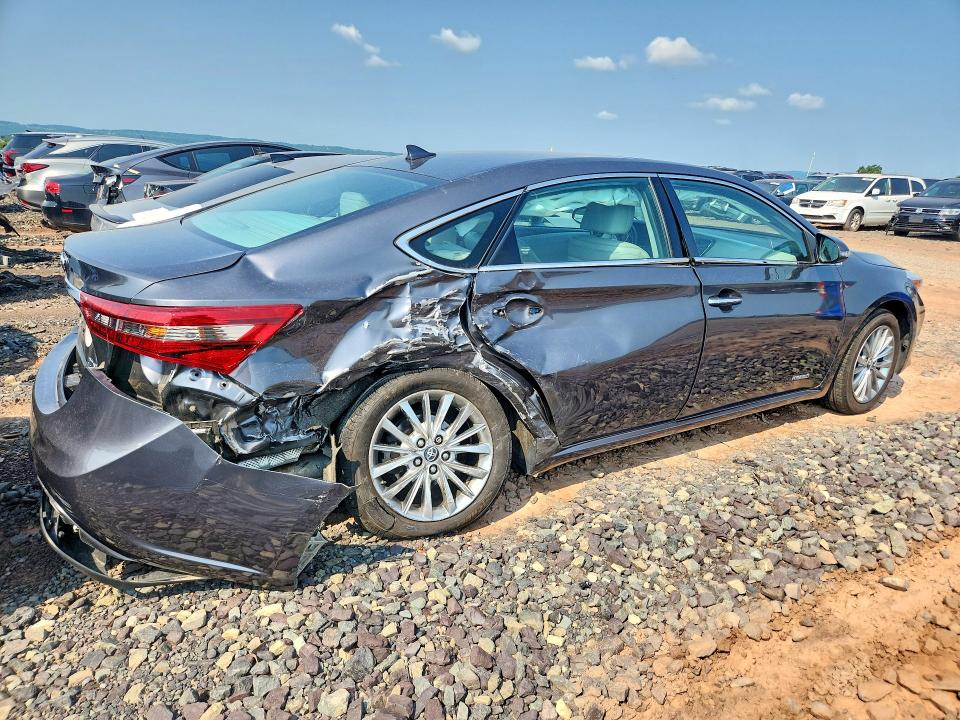 2016 Toyota Avalon Hybrid მანქანა იყიდება აუქციონზე, vin: 4T1BD1EB2GU051804, აუქციონის ნომერი: 62536456
