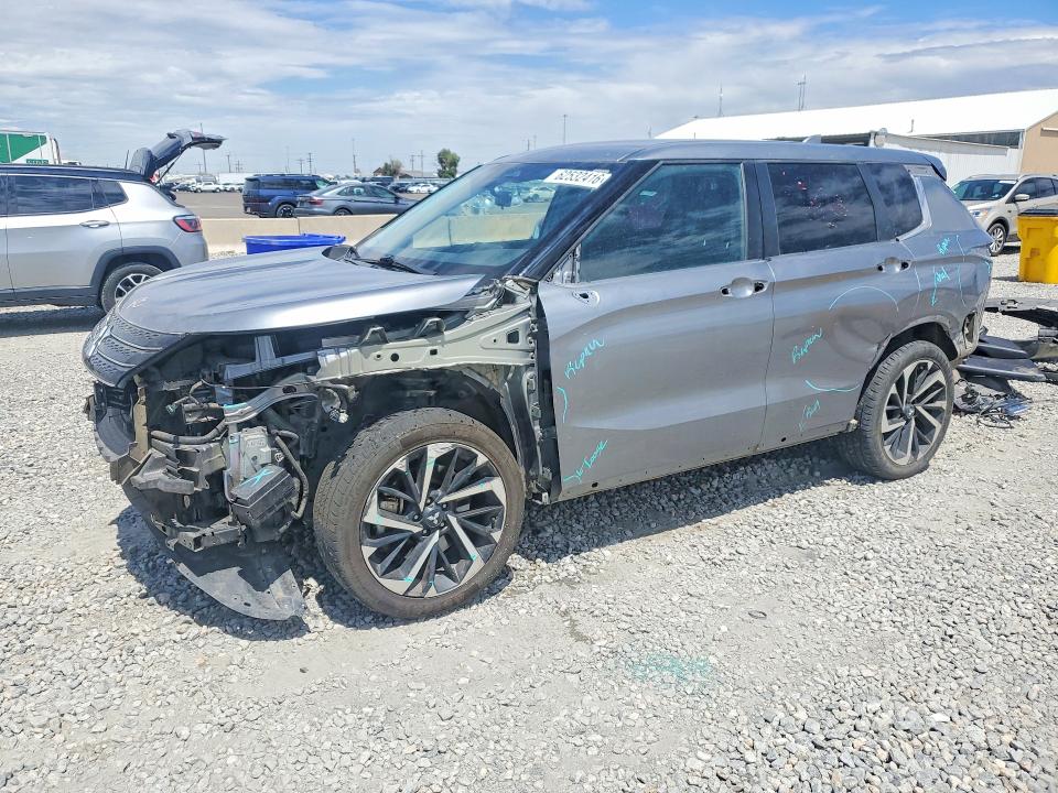 Продажа на аукционе авто 2023 Mitsubishi Outlander, vin: JA4J4UA82PZ030833, номер лота: 62532416