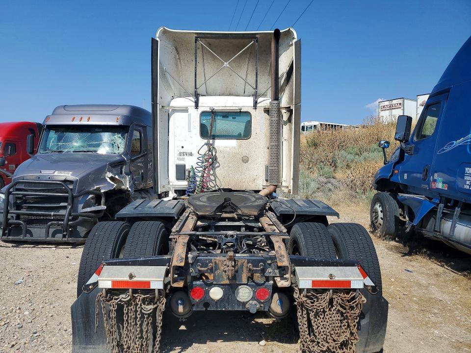 Продажа на аукционе авто 2014 Kenworth T680, vin: 1XKYD49X2EJ412845, номер лота: 61974146