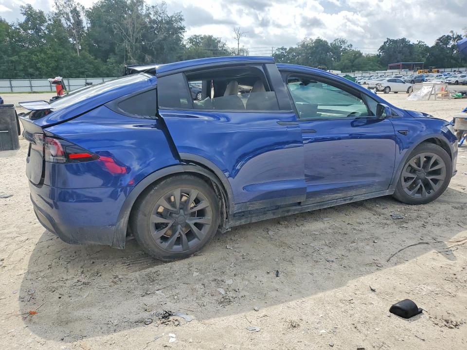 61977476 :رقم المزاد ، 7SAXCBE59PF378614 vin ، 2023 Tesla Model X مزاد بيع