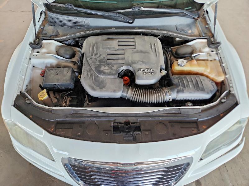 2013 Chrysler 300 მანქანა იყიდება აუქციონზე, vin: 2C3CCABG5DH593915, აუქციონის ნომერი: 62519476