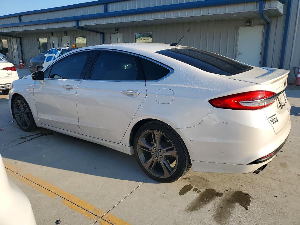 Продажа на аукционе авто 2017 Ford Fusion, vin: 3FA6P0VP9HR155773, номер лота: 62903326