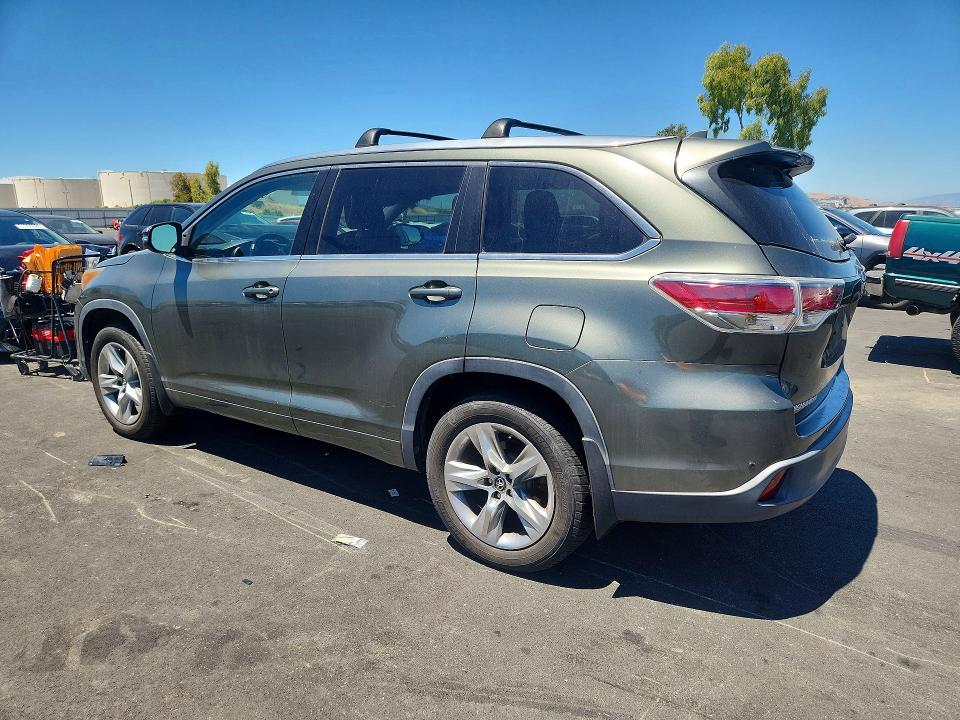 61379746 :رقم المزاد ، 5TDDKRFHXGS308779 vin ، 2016 Toyota Highlander مزاد بيع