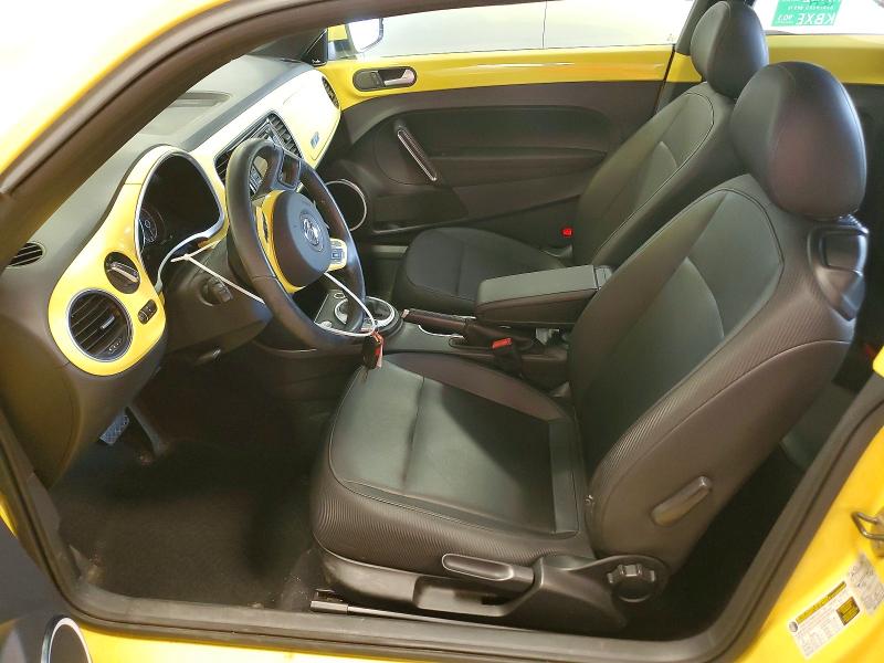 62103446 :رقم المزاد ، 3VWJP7AT8DM687858 vin ، 2013 Volkswagen Beetle مزاد بيع