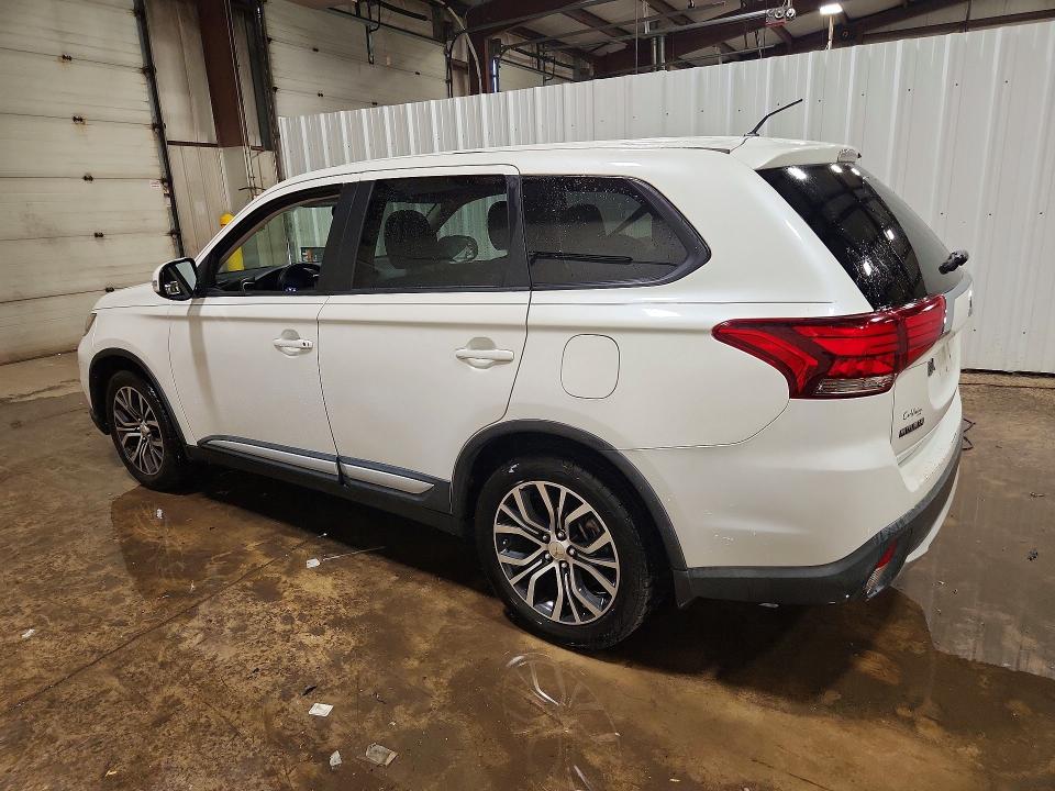 63172256 :رقم المزاد ، JA4AD3A32GZ013934 vin ، 2016 Mitsubishi Outlander مزاد بيع