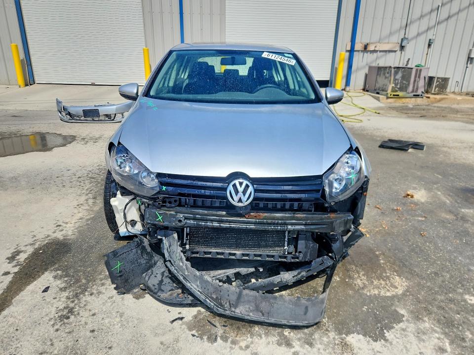 61124546 :رقم المزاد ، WVWDB7AJ8EW004829 vin ، 2014 Volkswagen Golf مزاد بيع
