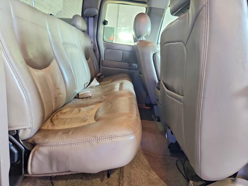 2003 Gmc Sierra მანქანა იყიდება აუქციონზე, vin: 2GTFK69U931287831, აუქციონის ნომერი: 60810716