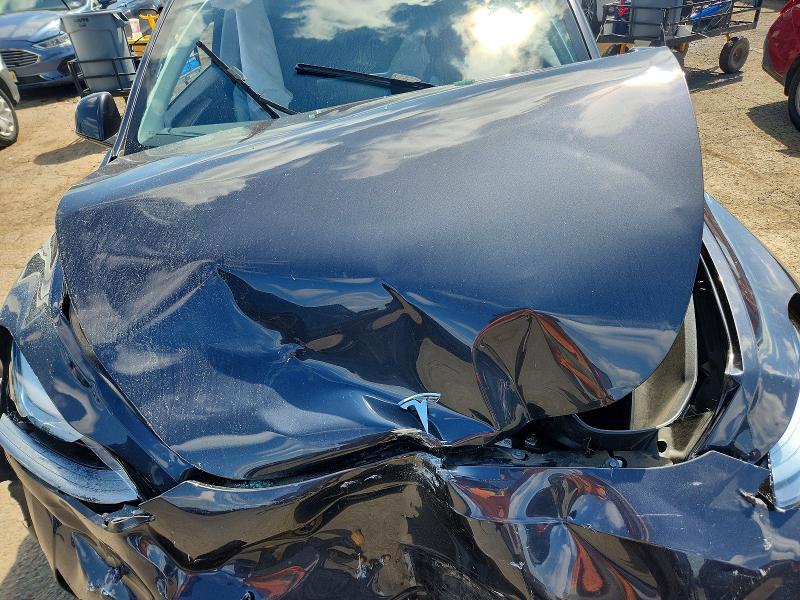 2024 Tesla Model Y მანქანა იყიდება აუქციონზე, vin: 7SAYGDEE6RA330234, აუქციონის ნომერი: 60186486