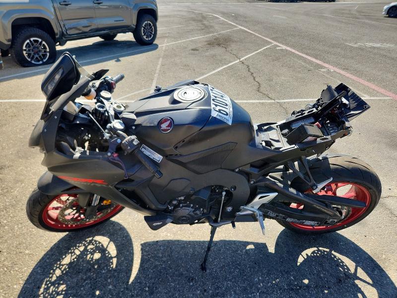 2021 Honda Cbr1000 მანქანა იყიდება აუქციონზე, vin: JH2SC7718MK400025, აუქციონის ნომერი: 61014716