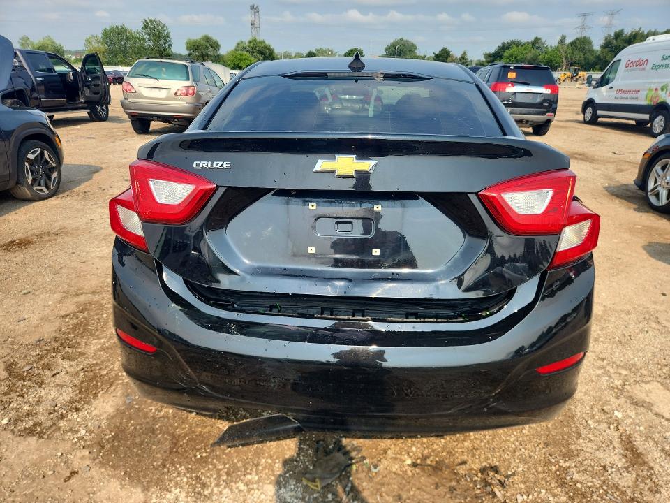 Aukcja sprzedaży 2018 Chevrolet Cruze, vin: 1G1BC5SM8J7181198, numer aukcji: 62672036
