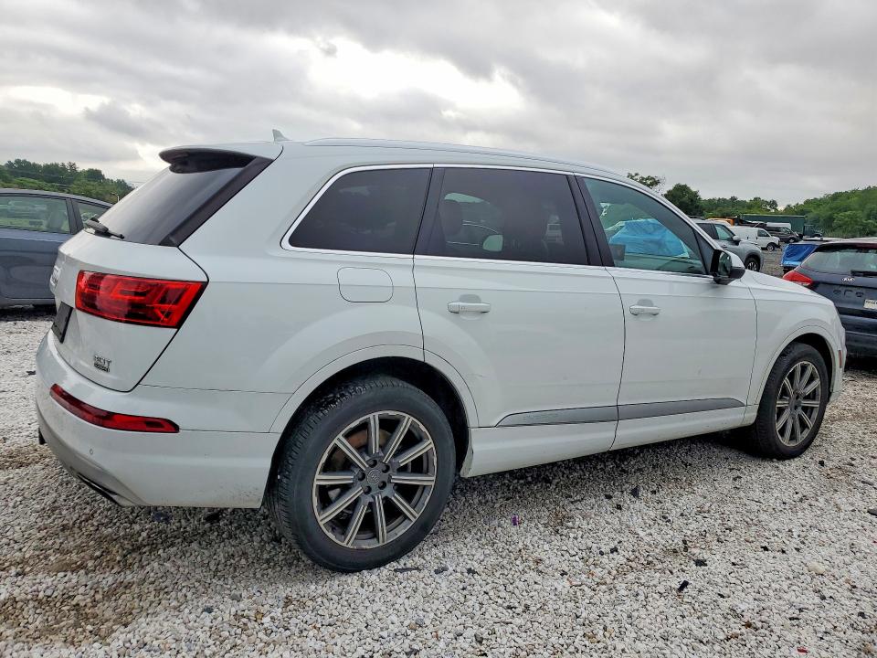 Продажа на аукционе авто 2017 Audi Q7, vin: WA1VAAF77HD039907, номер лота: 59670516
