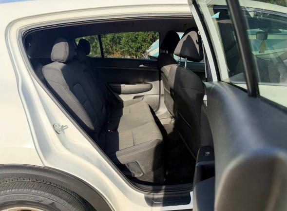 60530536 :رقم المزاد ، KNDPM3AC8K7623258 vin ، 2019 Kia Sportage مزاد بيع