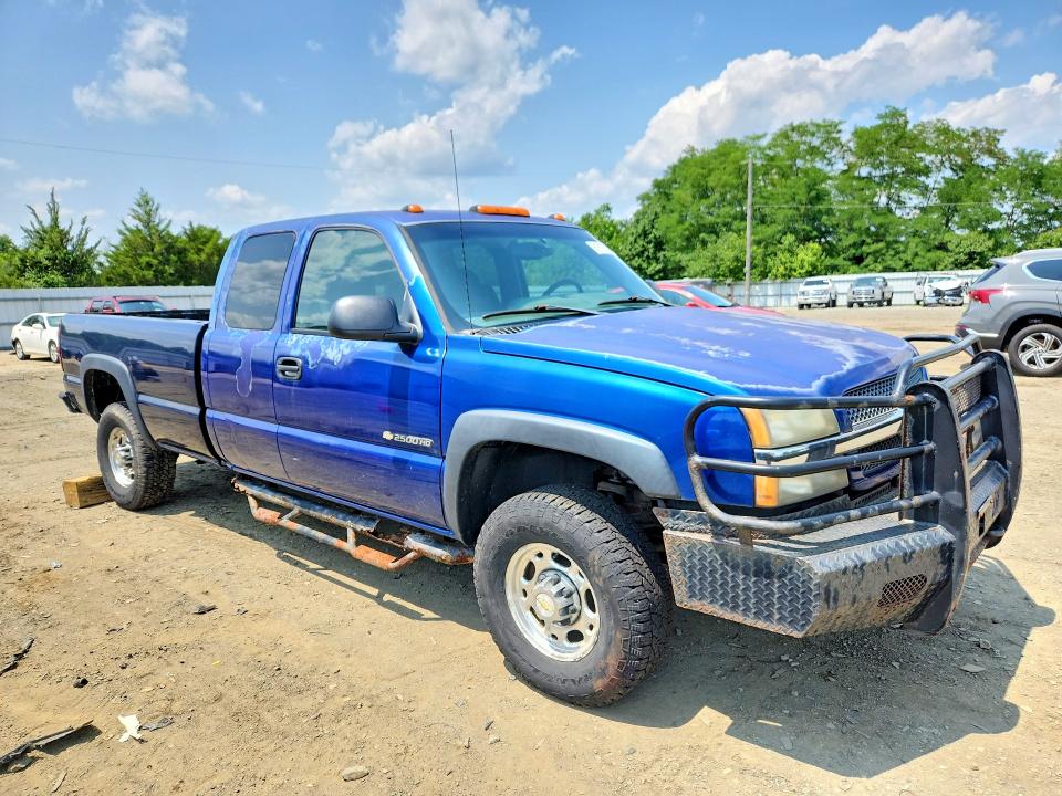 61812766 :رقم المزاد ، 1GCHK29U04E245842 vin ، 2004 Chevrolet Silverado مزاد بيع