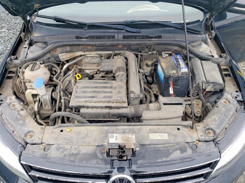 63504006 :رقم المزاد ، 3VWDB7AJ7HM306775 vin ، 2017 Volkswagen Jetta مزاد بيع