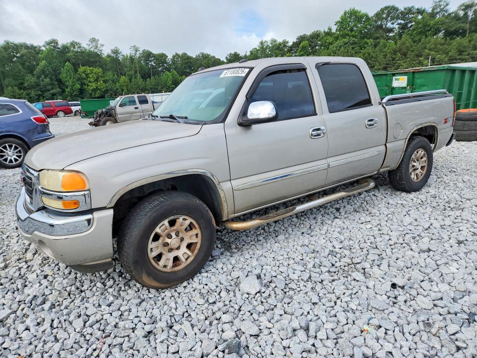 61180826 :رقم المزاد ، 2GTEK13T551303122 vin ، 2005 Gmc New Sierra مزاد بيع