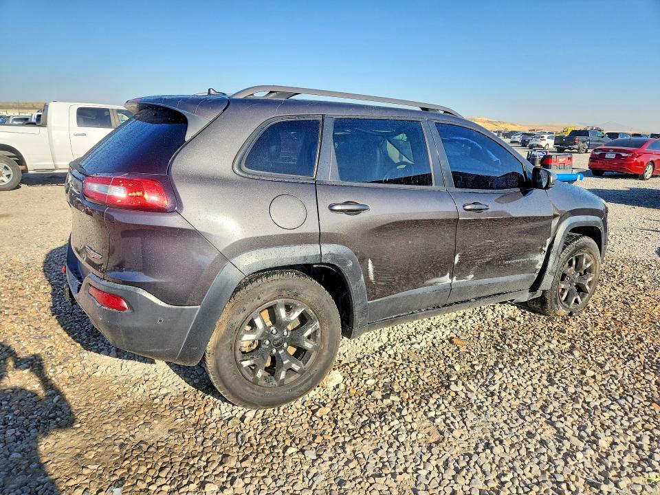 2014 Jeep Cherokee მანქანა იყიდება აუქციონზე, vin: 1C4PJMBS3EW240262, აუქციონის ნომერი: 62672246