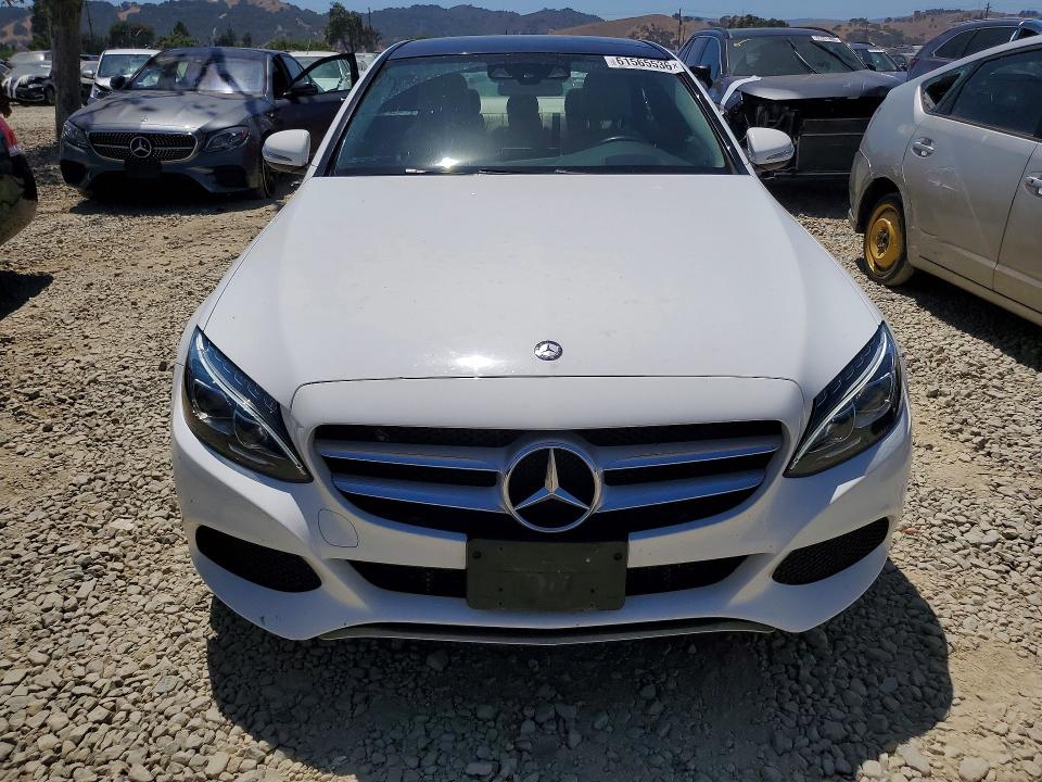 Продажа на аукционе авто 2015 Mercedes-benz C, vin: 55SWF4KB4FU032487, номер лота: 61565536