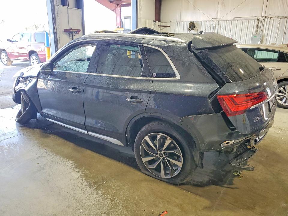 2021 Audi Q5 მანქანა იყიდება აუქციონზე, vin: WA1CAAFYXM2102228, აუქციონის ნომერი: 60704146