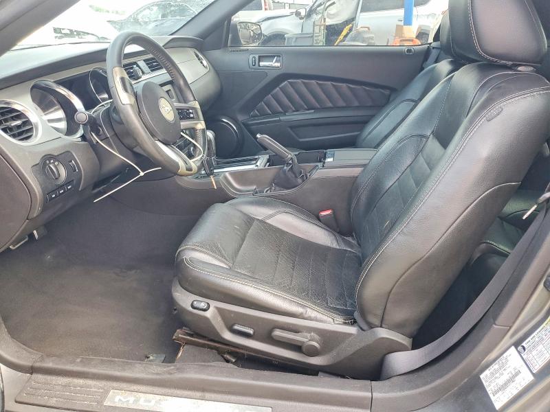 60875126 :رقم المزاد ، 1ZVBP8EN5A5119865 vin ، 2010 Ford Mustang مزاد بيع