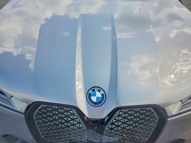 58883536 :رقم المزاد ، WB523CF04PCM48299 vin ، 2023 Bmw Ix مزاد بيع