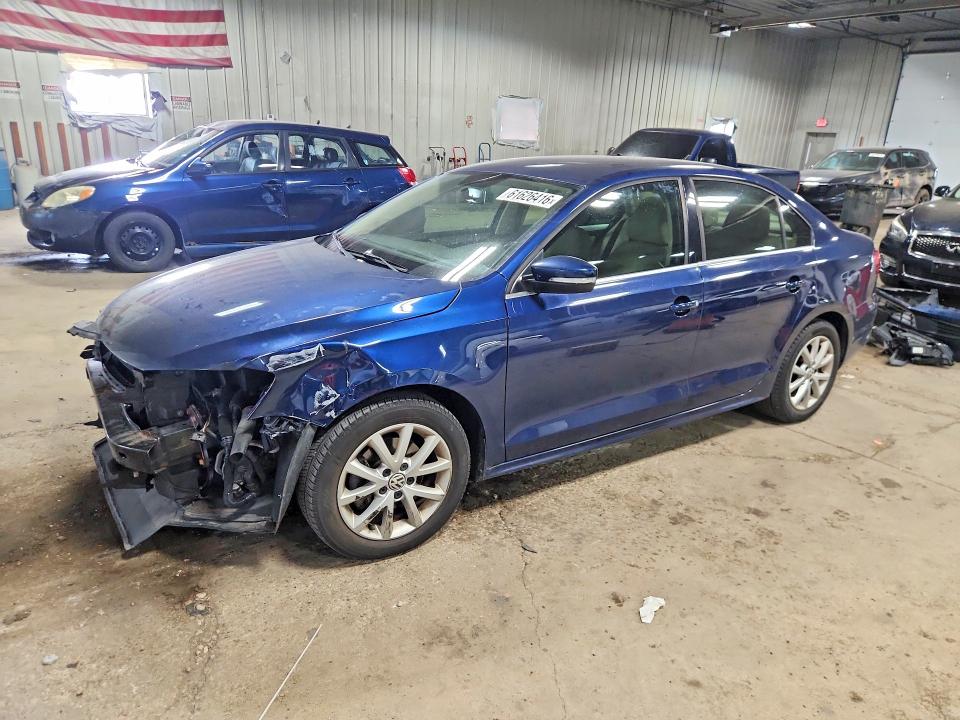 61626416 :رقم المزاد ، 3VWD17AJ3EM302916 vin ، 2014 Volkswagen Jetta مزاد بيع