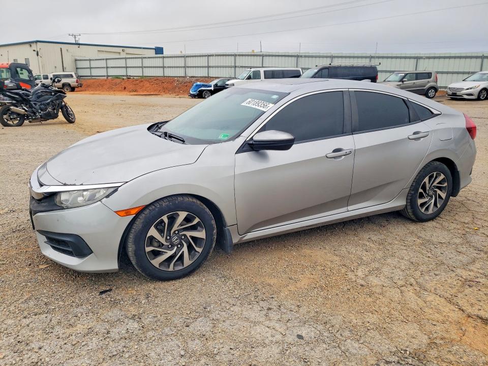 60189356 :رقم المزاد ، 19XFC2F77HE065142 vin ، 2017 Honda Civic مزاد بيع
