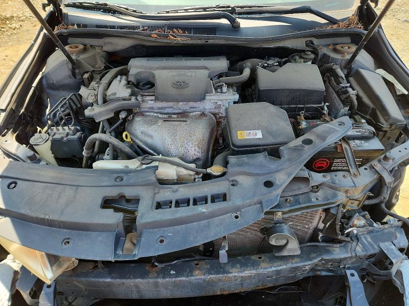 62056586 :رقم المزاد ، 4T1BF1FK2FU031236 vin ، 2015 Toyota Camry مزاد بيع