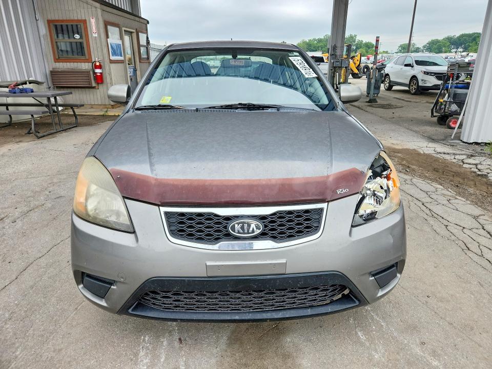 2011 Kia Rio მანქანა იყიდება აუქციონზე, vin: KNADH4A32B6950688, აუქციონის ნომერი: 57918916