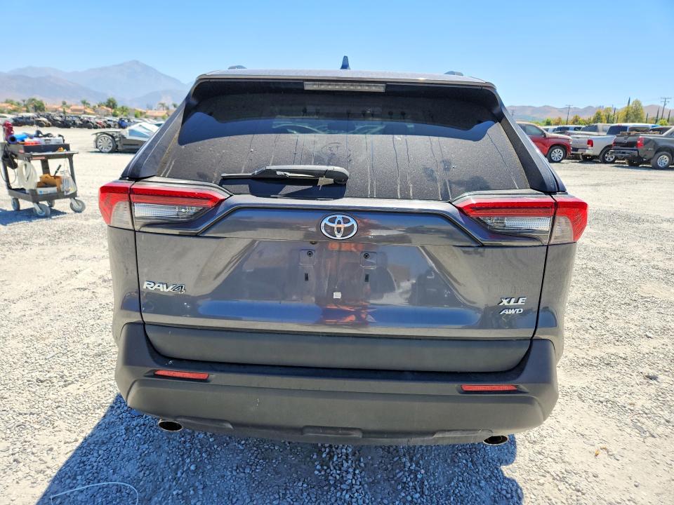 Продажа на аукционе авто 2021 Toyota Rav4, vin: 2T3P1RFV5MW207942, номер лота: 63398236