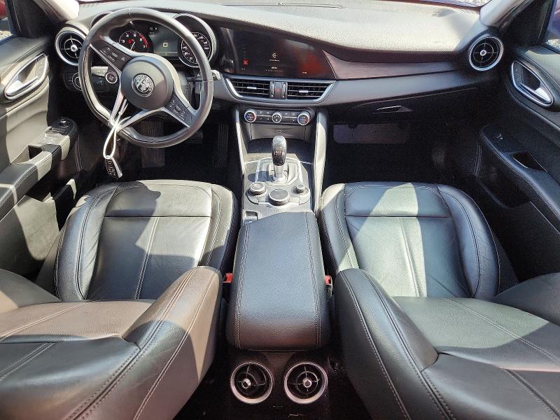 62466356 :رقم المزاد ، ZARFAEDN1H7561231 vin ، 2017 Alfa Romeo Giulia مزاد بيع