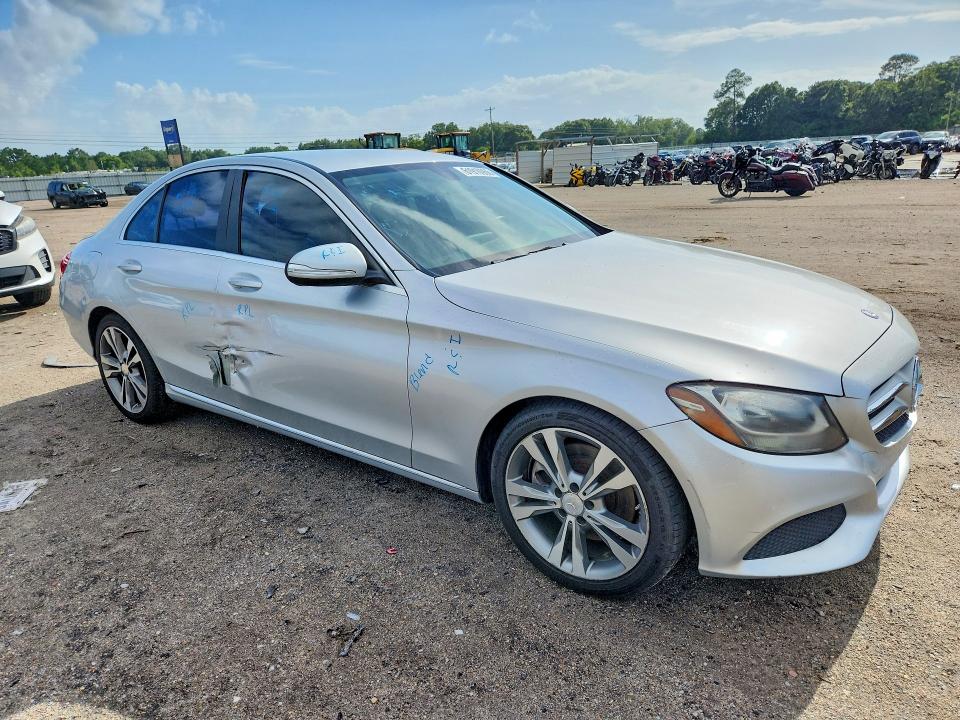 61910966 :رقم المزاد ، 55SWF4JB1FU085116 vin ، 2015 Mercedes-benz C مزاد بيع