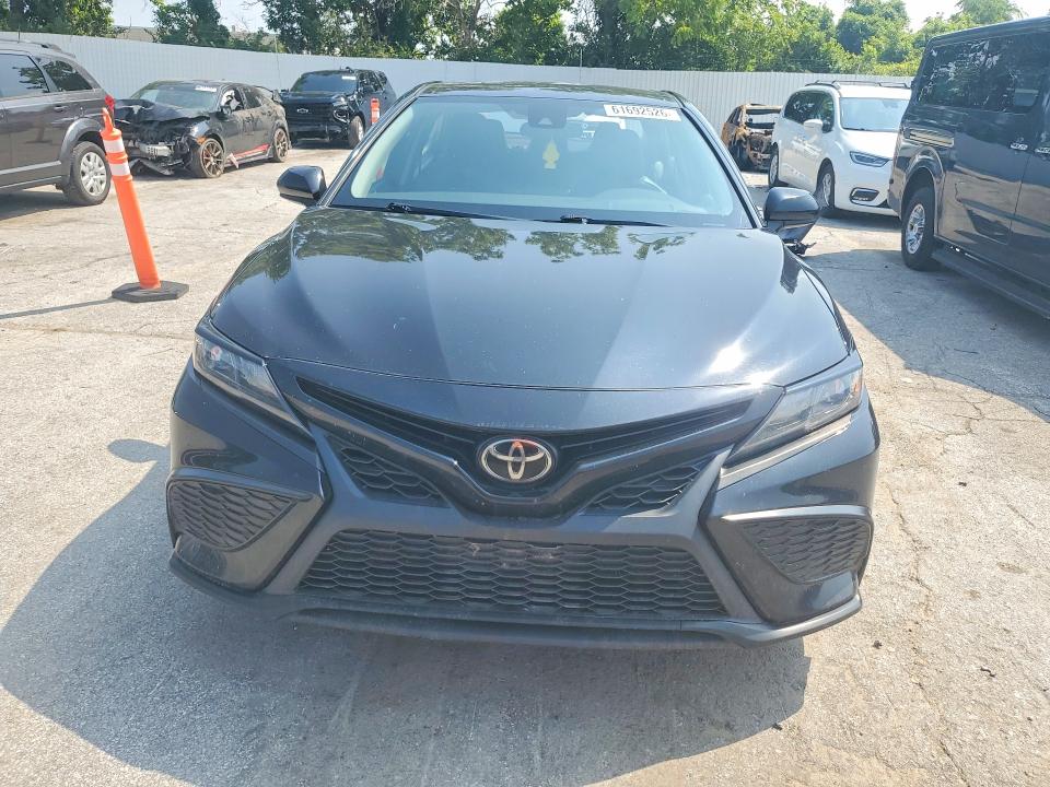 Aukcja sprzedaży 2021 Toyota Camry, vin: 4T1G11AK1MU433354, numer aukcji: 61692526