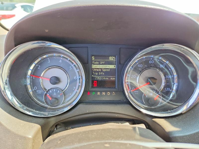 2014 Chrysler Town & Country მანქანა იყიდება აუქციონზე, vin: 2C4RC1BG9ER236450, აუქციონის ნომერი: 62111356