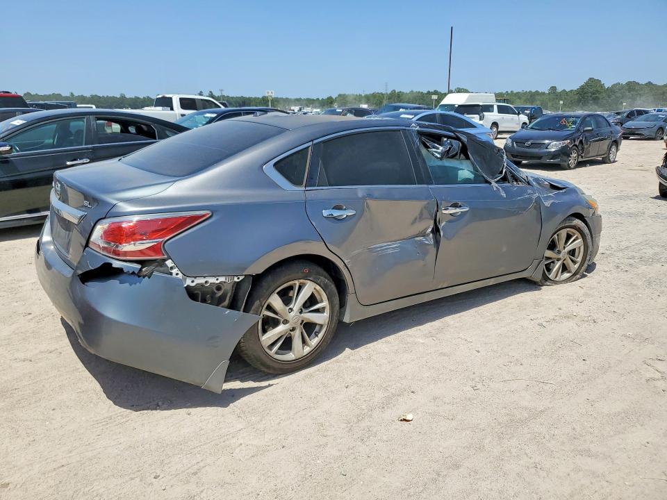 62163296 :رقم المزاد ، 1N4AL3AP5FN354378 vin ، 2015 Nissan Altima مزاد بيع