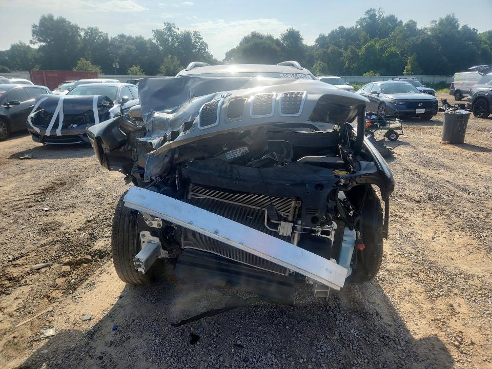 Продаж на аукціоні авто 2020 Jeep Cherokee, vin: 1C4PJMCB6LD518157, номер лоту: 62165366