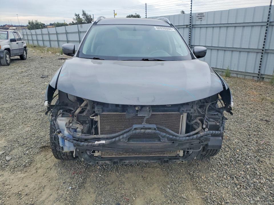 Продаж на аукціоні авто 2017 Nissan Rogue, vin: 5N1AT2MT5HC816865, номер лоту: 60930066