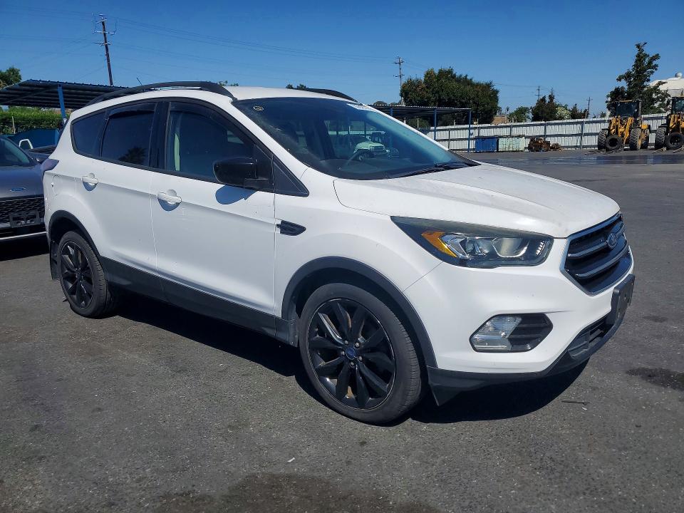 Aukcja sprzedaży 2017 Ford Escape, vin: 1FMCU0GD0HUB44934, numer aukcji: 60840736