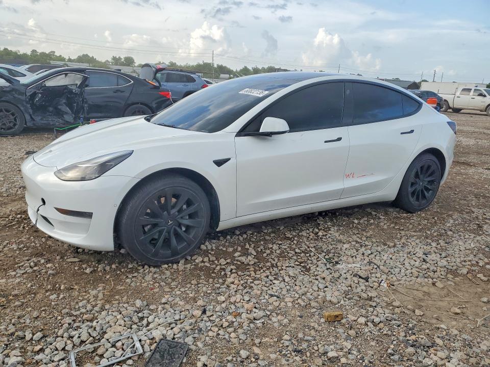60822136 :رقم المزاد ، 5YJ3E1EA7NF289070 vin ، 2022 Tesla Model 3 مزاد بيع