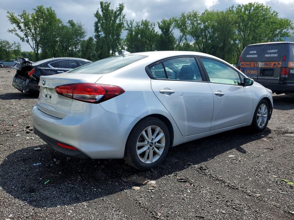 2017 Kia Forte მანქანა იყიდება აუქციონზე, vin: 3KPFL4A79HE144170, აუქციონის ნომერი: 62855866