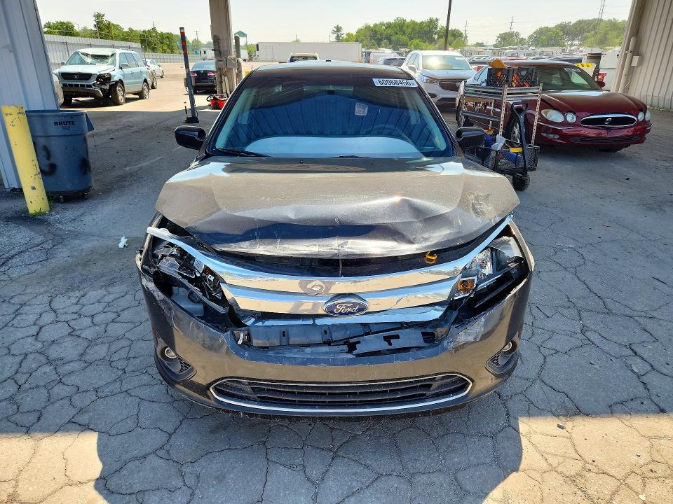60068456 :رقم المزاد ، 3FAHP0HA8BR167176 vin ، 2011 Ford Fusion مزاد بيع