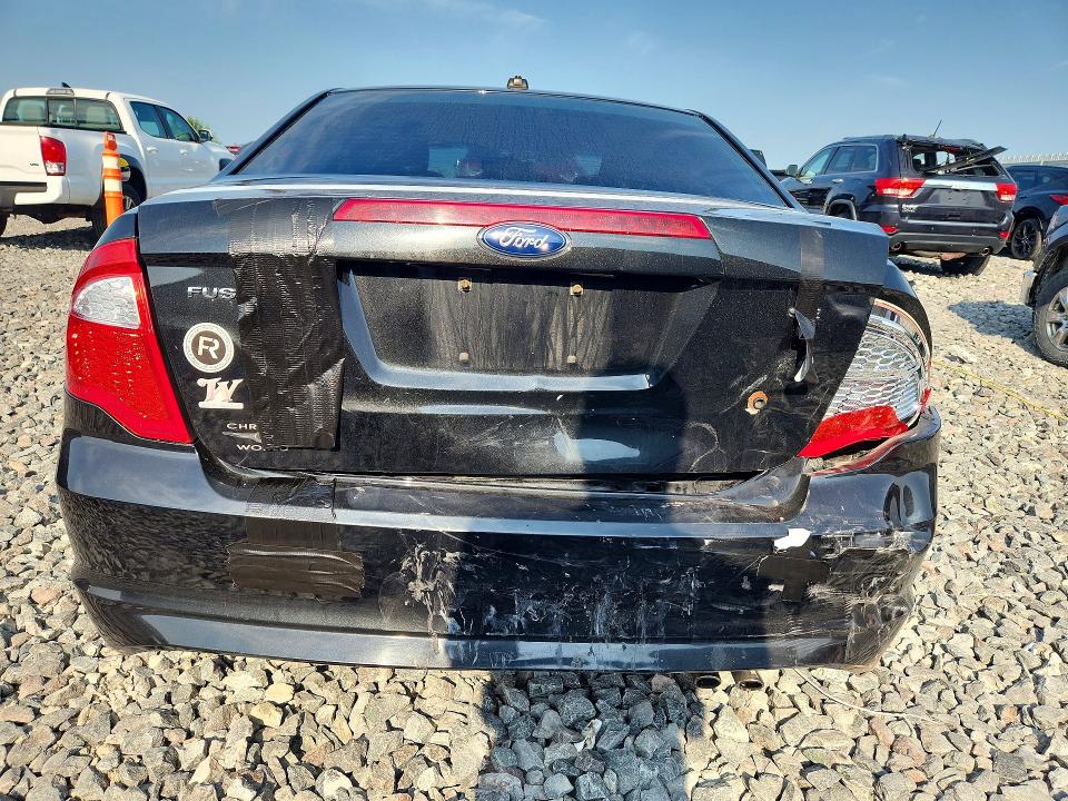 63219826 :رقم المزاد ، 3FAHP0HAXBR218581 vin ، 2011 Ford Fusion مزاد بيع