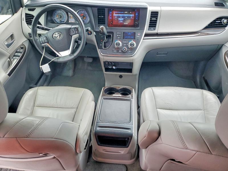 61197726 :رقم المزاد ، 5TDYK3DC2FS594017 vin ، 2015 Toyota Sienna مزاد بيع