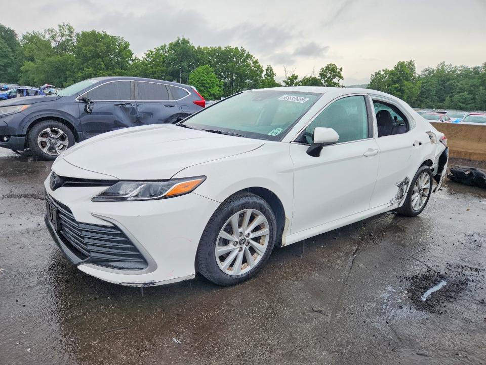 2022 Toyota Camry მანქანა იყიდება აუქციონზე, vin: 4T1C11BK1NU048911, აუქციონის ნომერი: 61618966