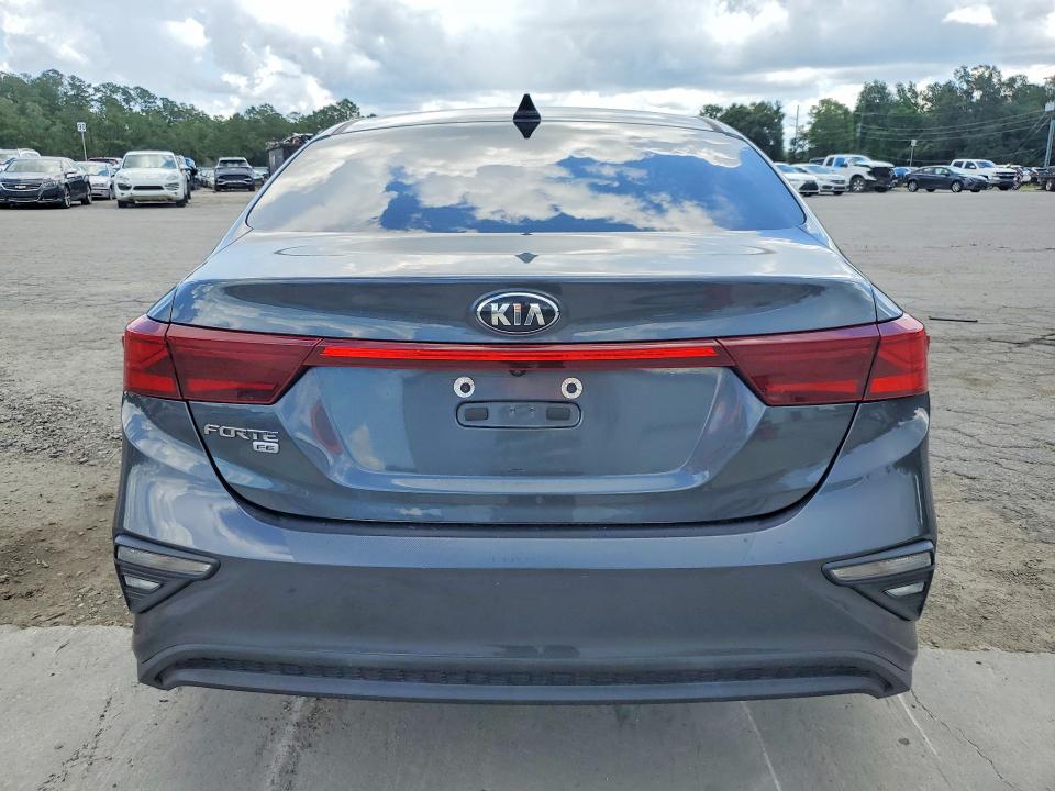 2019 Kia Forte მანქანა იყიდება აუქციონზე, vin: 3KPF24AD8KE077061, აუქციონის ნომერი: 59850216