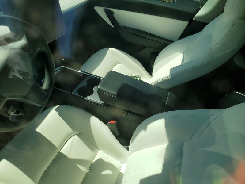 Auction sale of the 2022 Tesla Y, vin: 7SAYGDEF4NF405969, lot number: 57973386