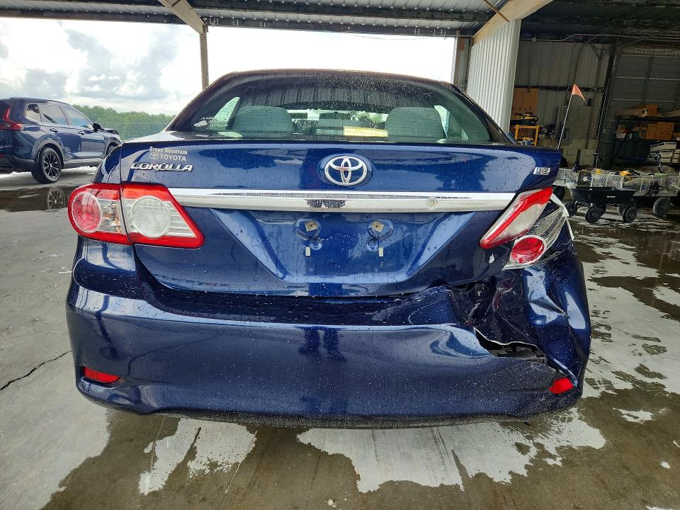 60677386 :رقم المزاد ، 2T1BU4EEXBC687490 vin ، 2011 Toyota Corolla مزاد بيع